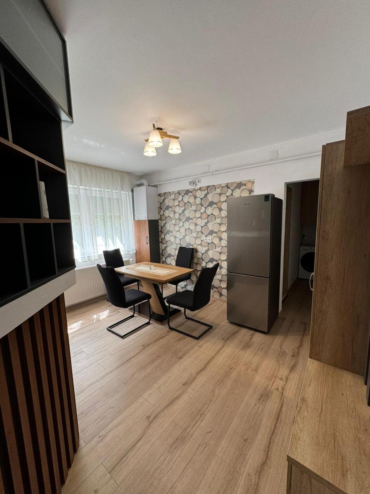 Bingo Apartman Cristuru Secuiesc Zewnętrze zdjęcie